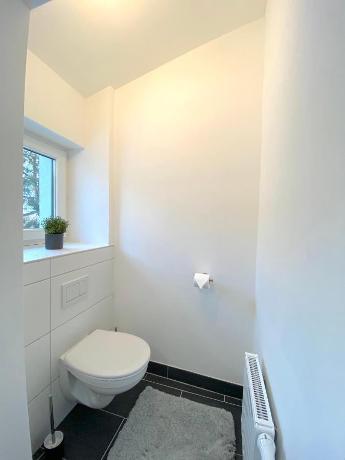 White Inn - Ferienwohnung Mit Terrasse Murzzuschlag Luaran gambar