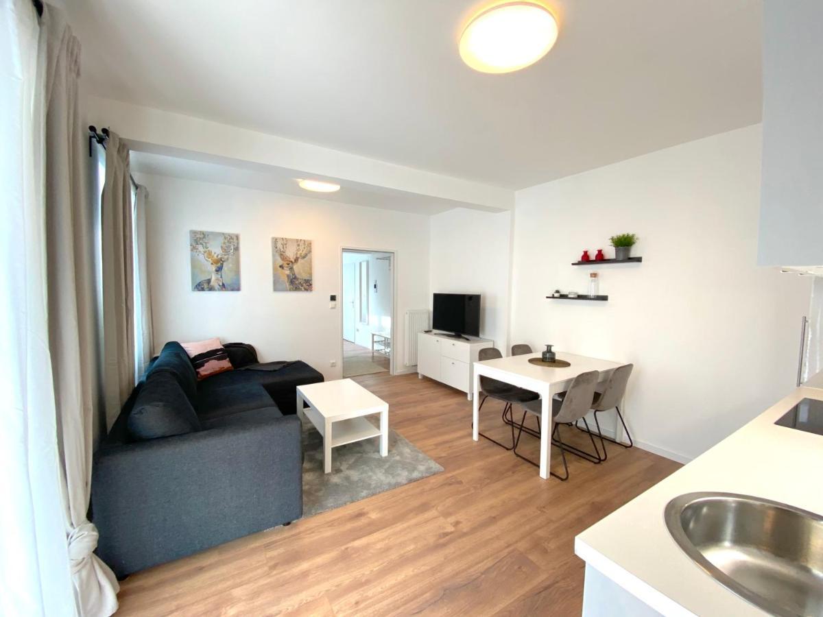 White Inn - Ferienwohnung Mit Terrasse Murzzuschlag Luaran gambar