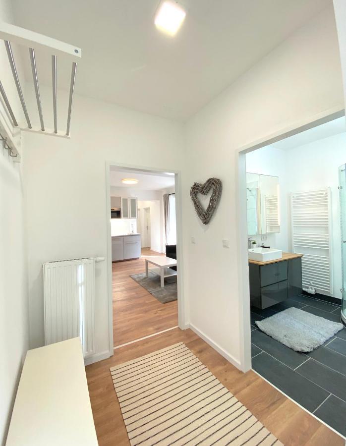 White Inn - Ferienwohnung Mit Terrasse Murzzuschlag Luaran gambar